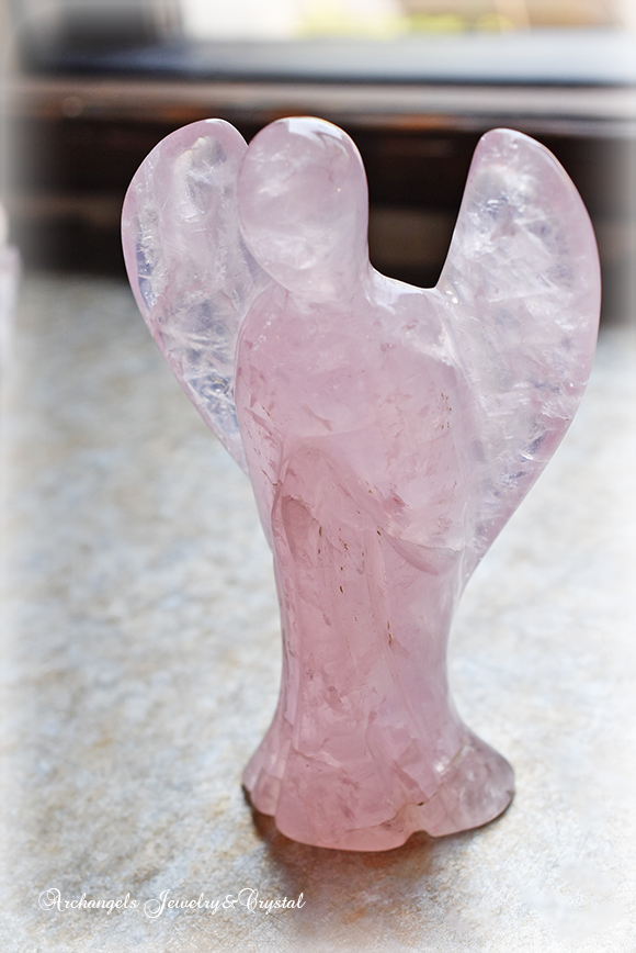 天然石 パワーストーン|ローズクォーツ　薔薇水晶 エンジェル 天使 カーヴィング 彫刻 オブジェ 浄化 アーキエンジェルズ